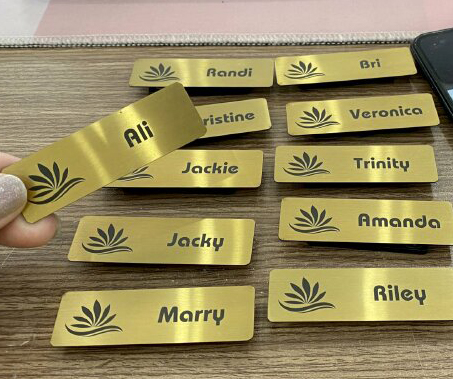 In UV trên chất liệu kim loại